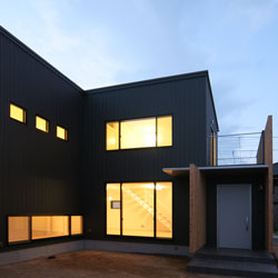 fUCi[YnEX@ux̉Ɓ@Photo4